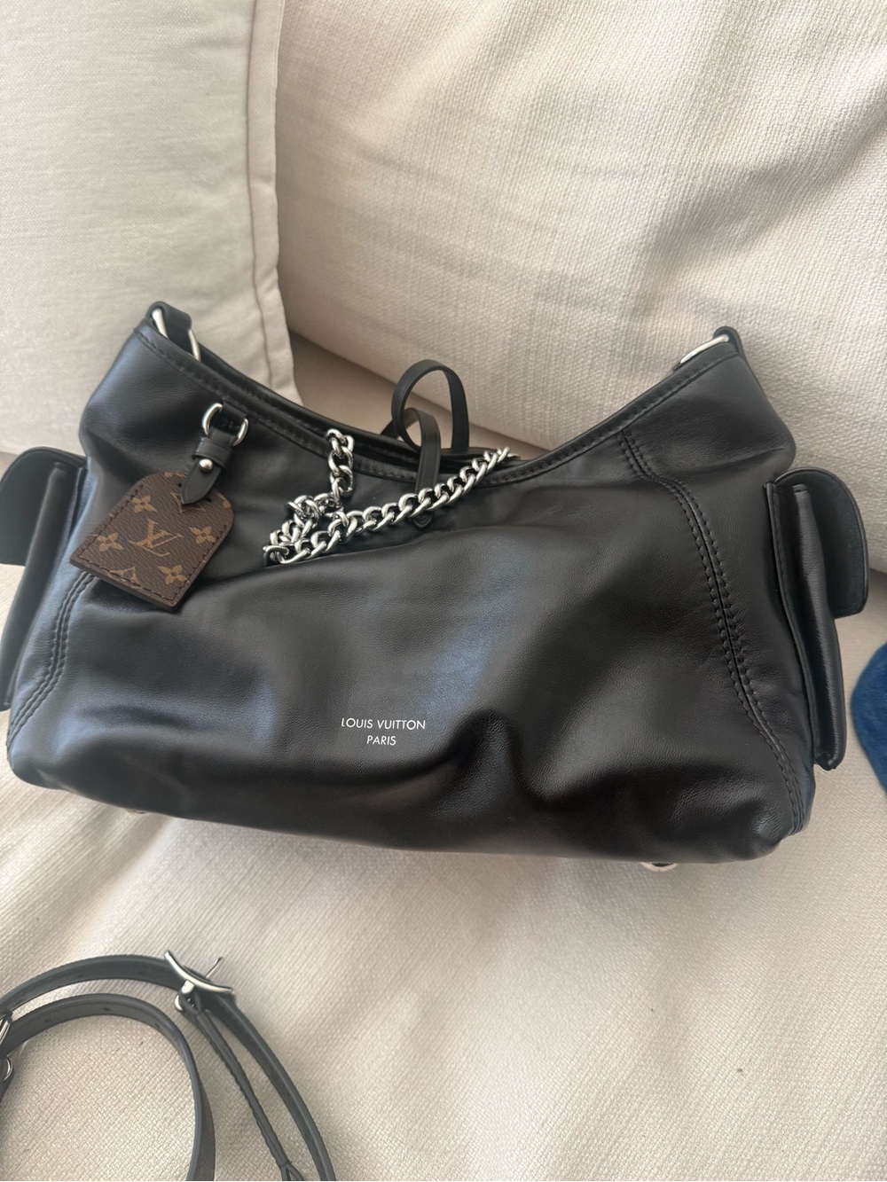 Louis Vuitton Carryall Cargo vibe pm black